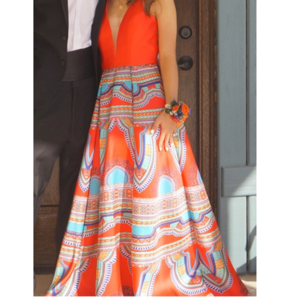 Sherri Hill prom dress